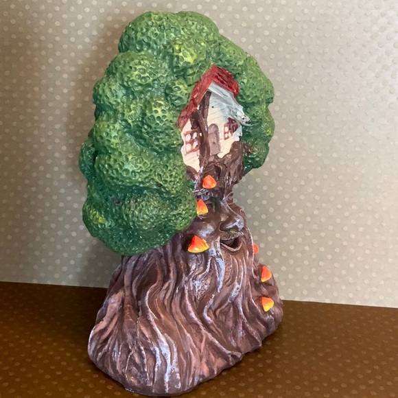 Fairy Garden Green Man Forest Figurine with Mushrooms - Picture 7 of 12